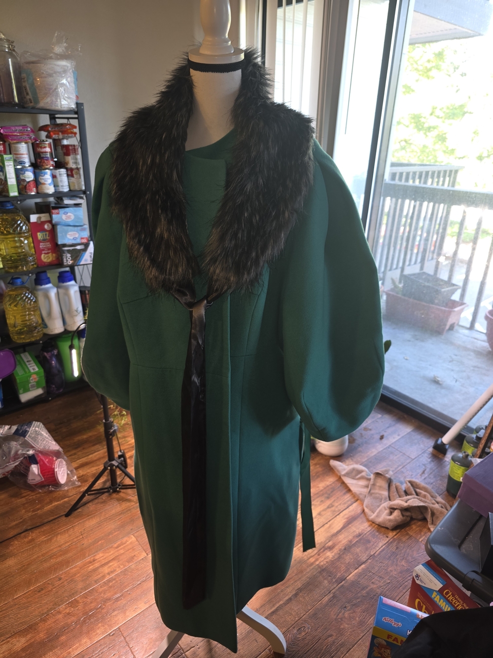 Green Women's Coat with Faux Fur Collar
